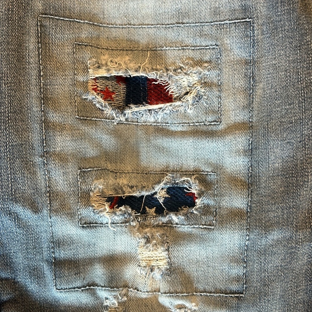 Denim - Picture 4 of 4